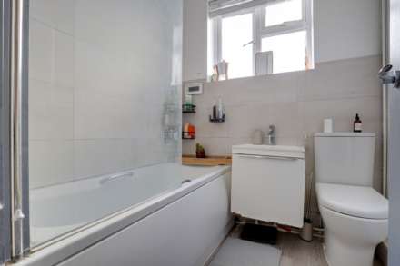 Hemdean Road, Caversham, Image 7