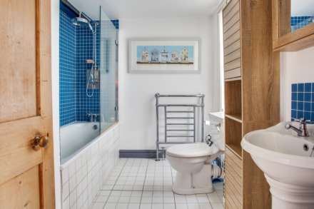 White Cottage, Surley Row, Caversham, Reading, Image 16