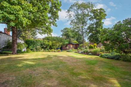 White Cottage, Surley Row, Caversham, Reading, Image 19