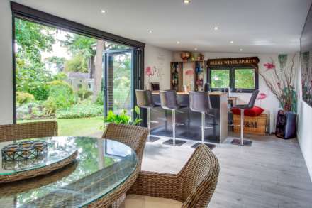 White Cottage, Surley Row, Caversham, Reading, Image 24