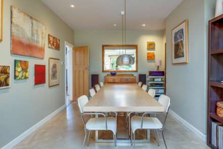 Balmore Drive, Caversham, Image 14
