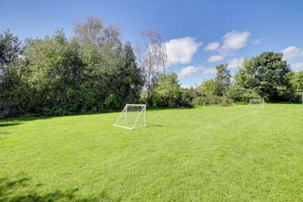 Balmore Drive, Caversham, Image 34