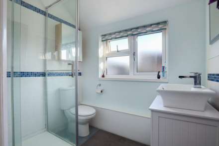 Matlock Road, Caversham Heights, Image 21