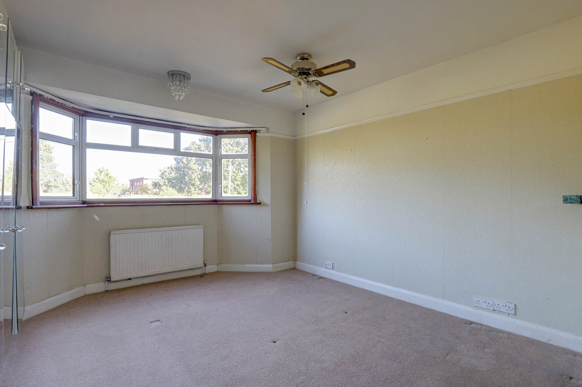 Grove Road, Emmer Green, Image 12