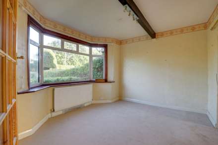 Grove Road, Emmer Green, Image 11