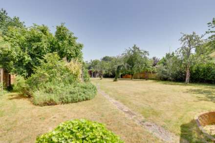 Gravel Hill, Emmer Green, Image 17