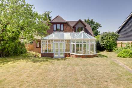 Gravel Hill, Emmer Green, Image 9