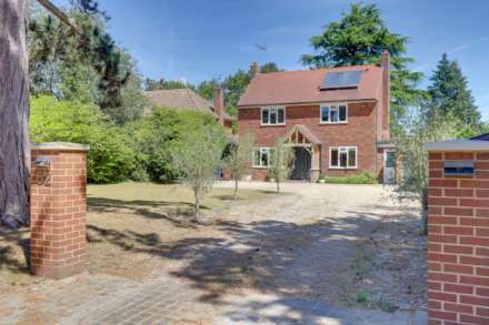 Chazey Road, Caversham Heights, Reading, Image 1