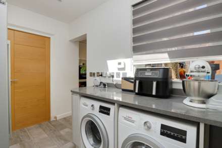 Chazey Road, Caversham Heights, Reading, Image 16
