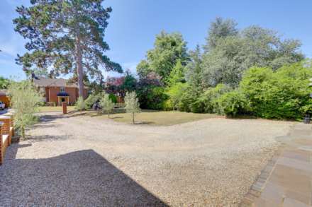 Chazey Road, Caversham Heights, Reading, Image 26