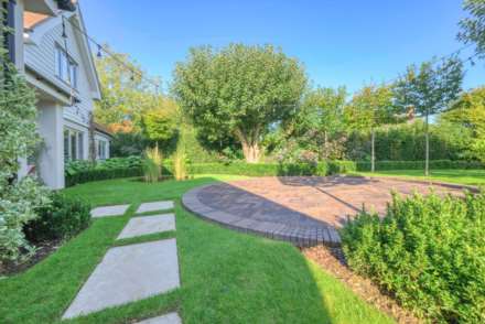 Upper Warren Avenue, Caversham Heights, Reading, Image 6