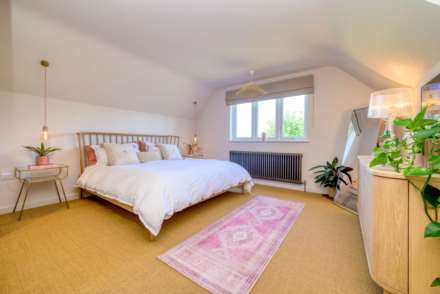Upper Warren Avenue, Caversham Heights, Reading, Image 9