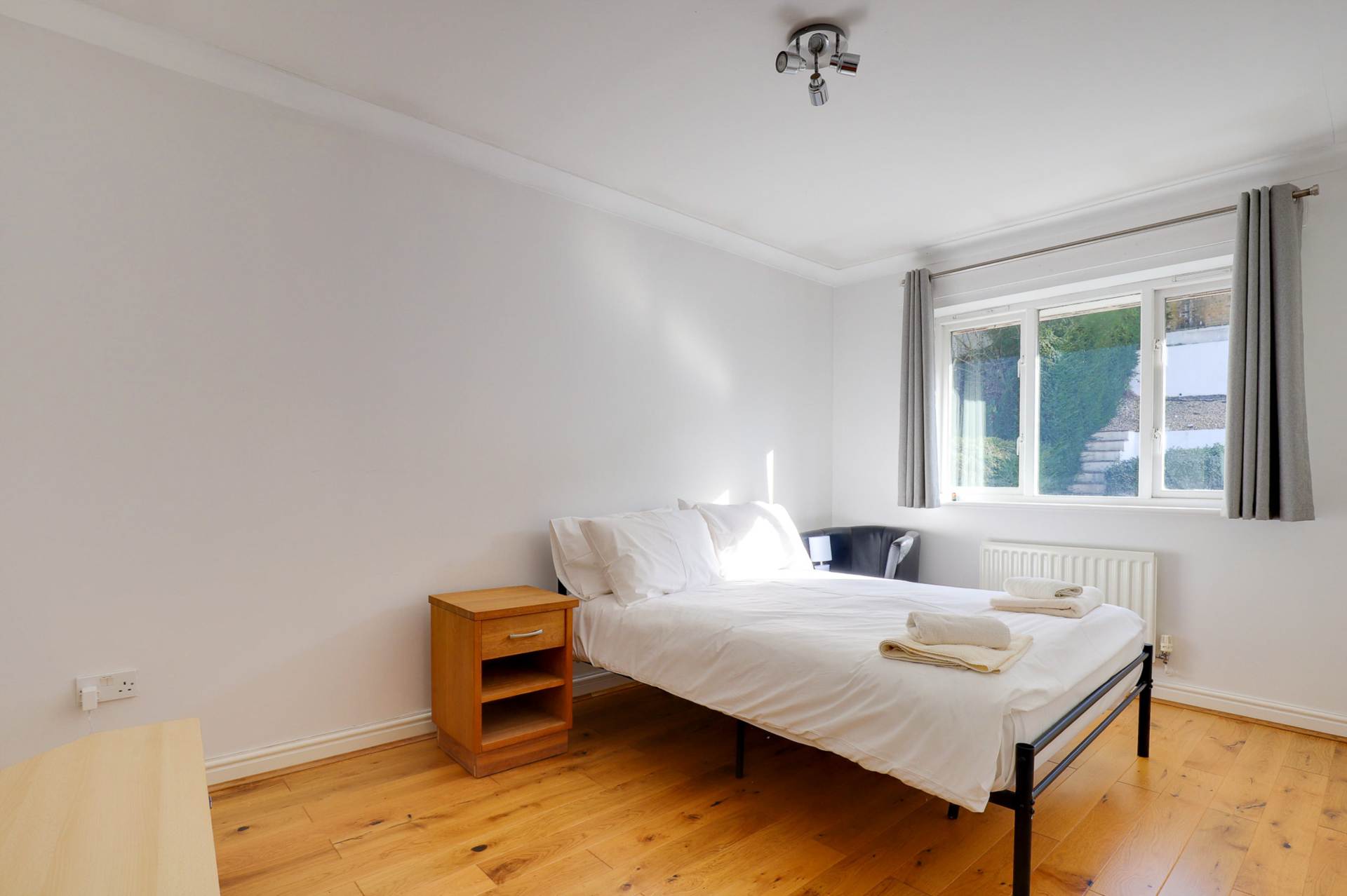 Glenrhondda, Emmer Green, Reading, Berkshire, RG4, Image 9