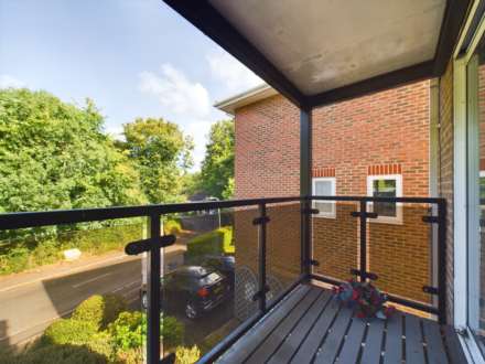 Glenrhondda, Emmer Green, Reading, Berkshire, RG4, Image 12