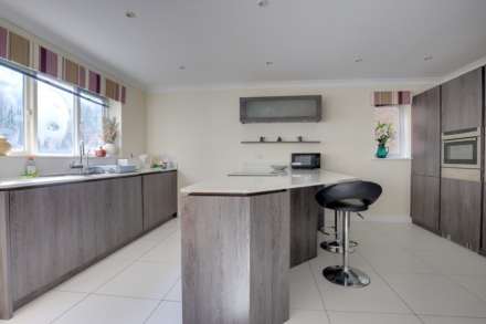 Glenrhondda, Emmer Green, Reading, Berkshire, RG4, Image 5