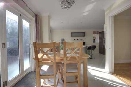Glenrhondda, Emmer Green, Reading, Berkshire, RG4, Image 6