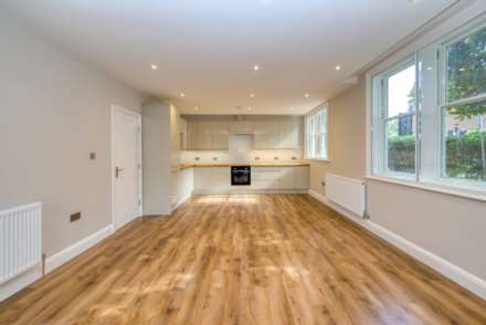 Priory Avenue, Caversham, Image 7
