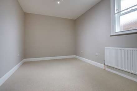 Priory Avenue, Caversham, Image 14