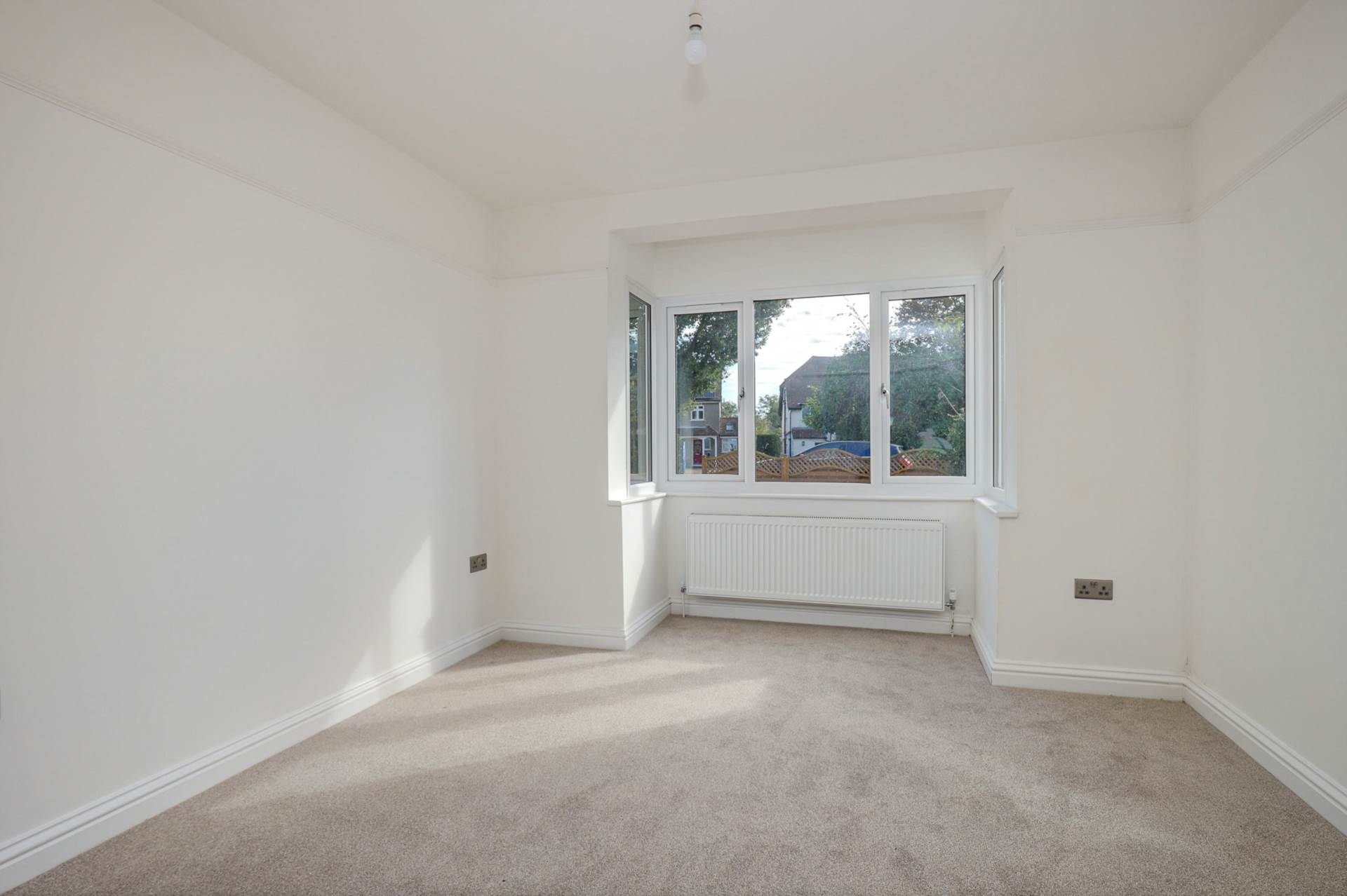 Peppard Road, Emmer Green, Reading, Image 10