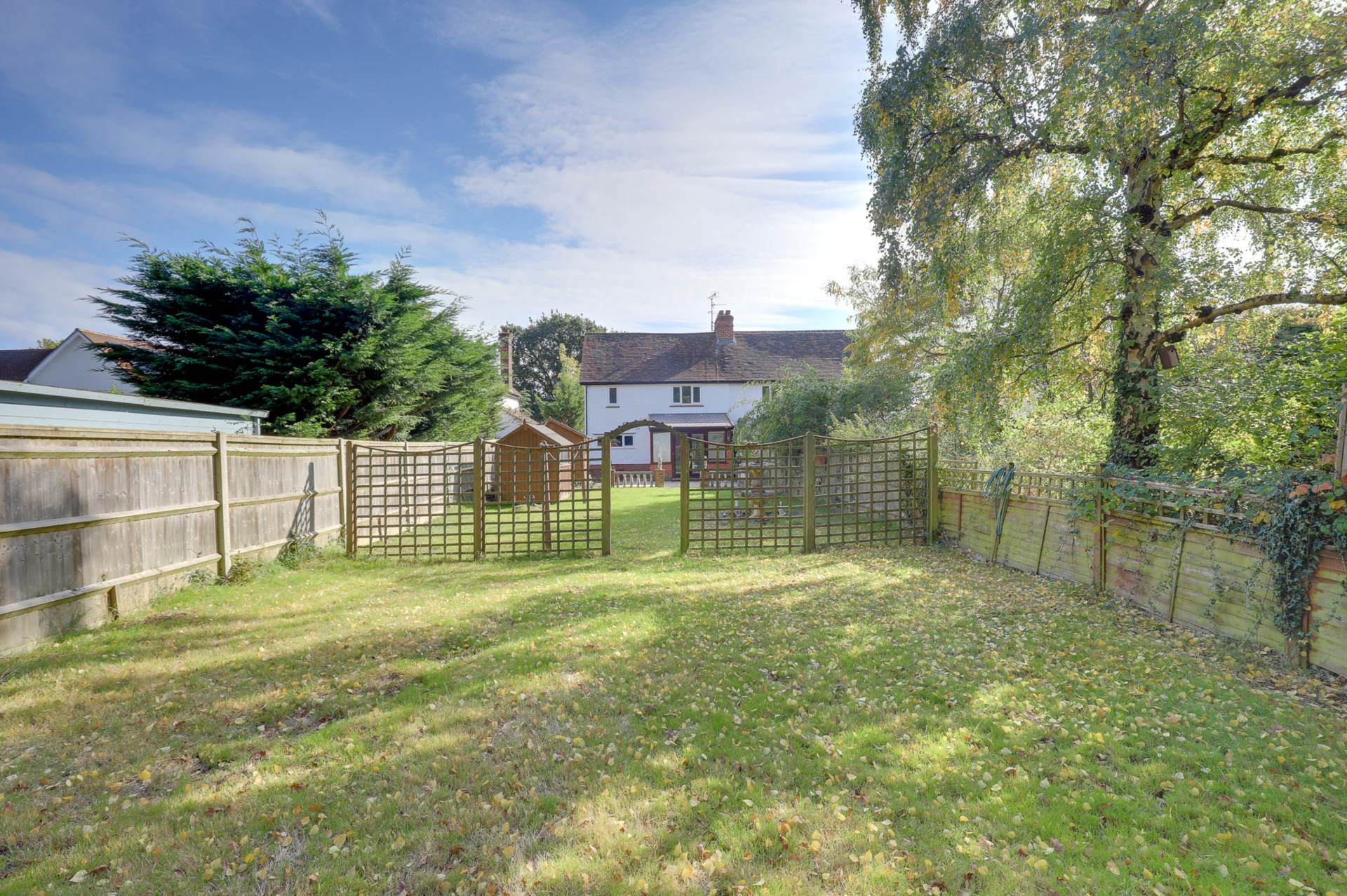 Peppard Road, Emmer Green, Reading, Image 2