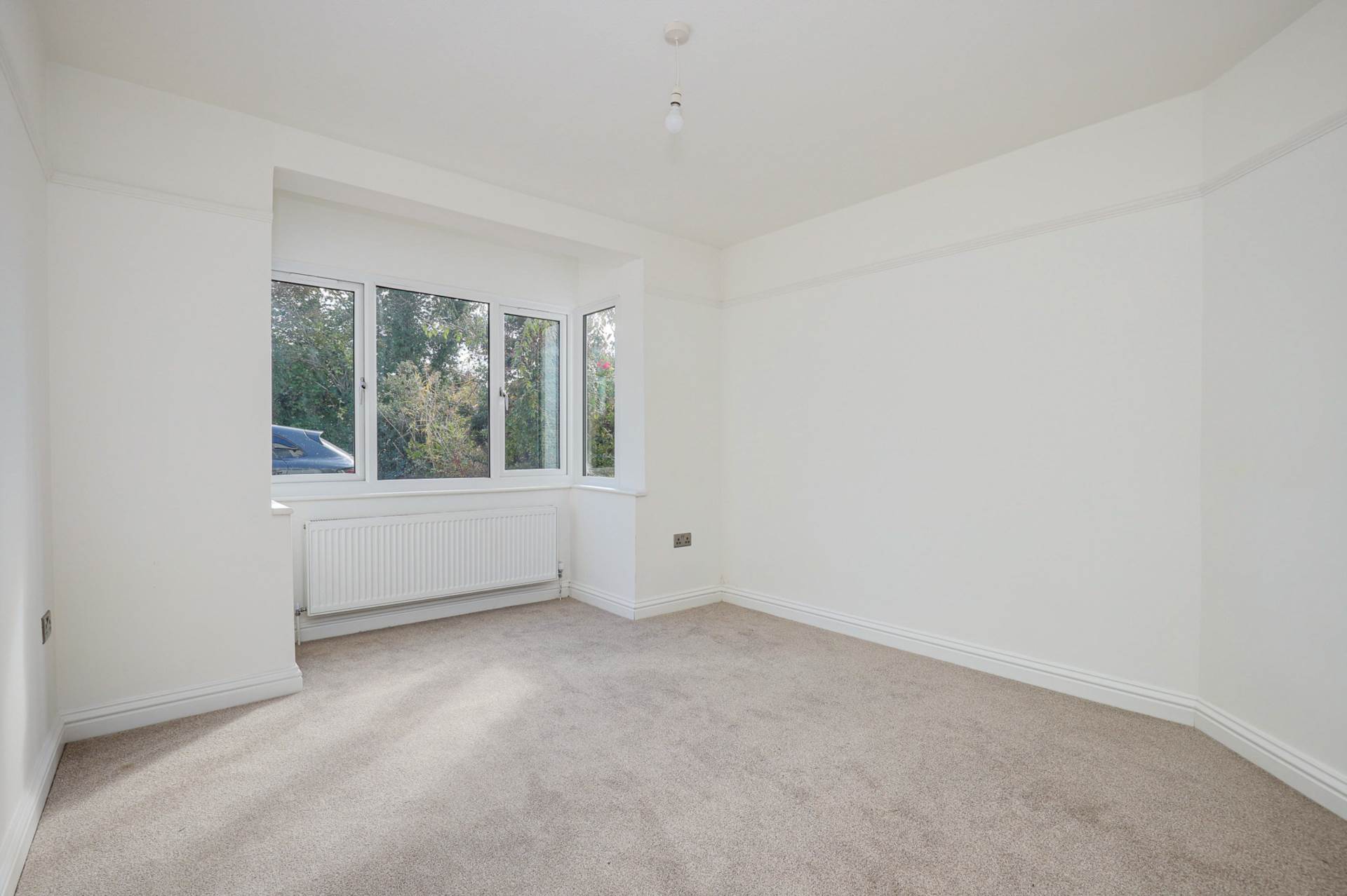 Peppard Road, Emmer Green, Reading, Image 7