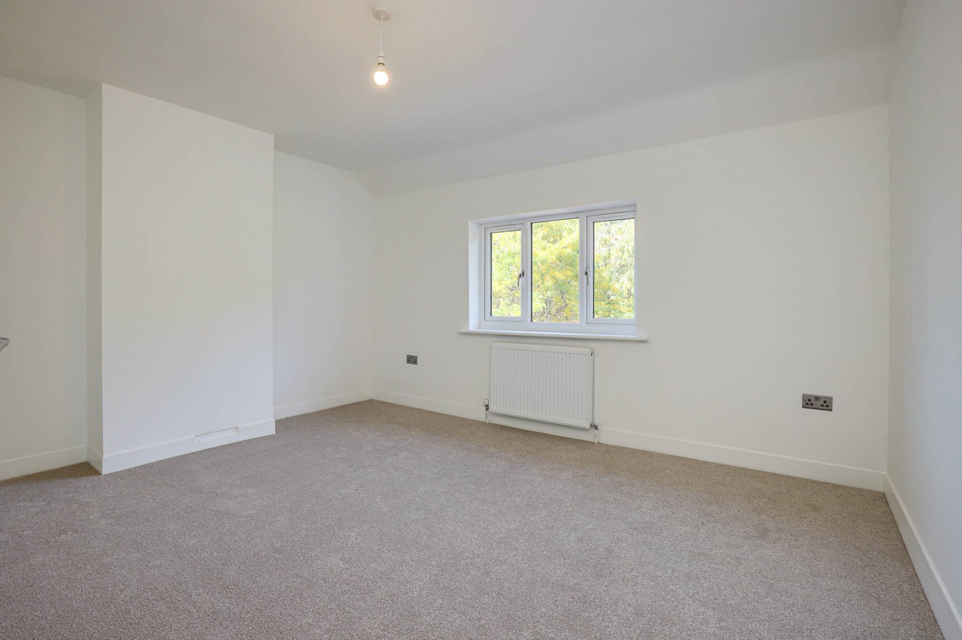 Peppard Road, Emmer Green, Reading, Image 9