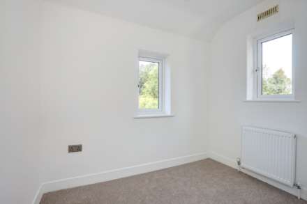 Peppard Road, Emmer Green, Reading, Image 11