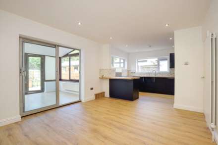 Peppard Road, Emmer Green, Reading, Image 4
