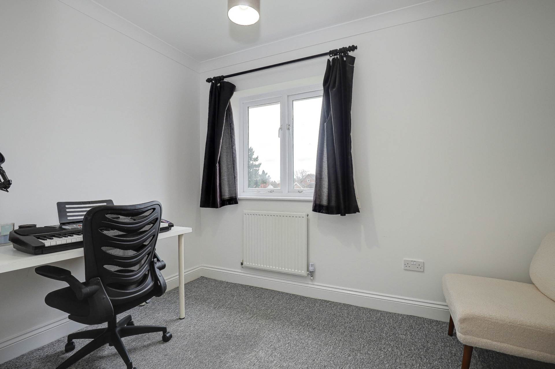 Mardy, Caversham Heights, Reading, Image 17