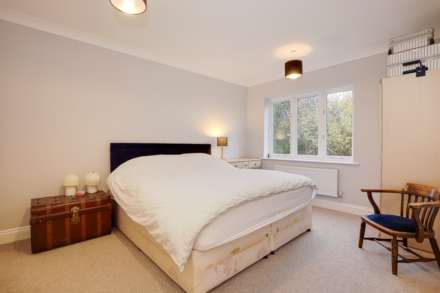 Mardy, Caversham Heights, Reading, Image 13