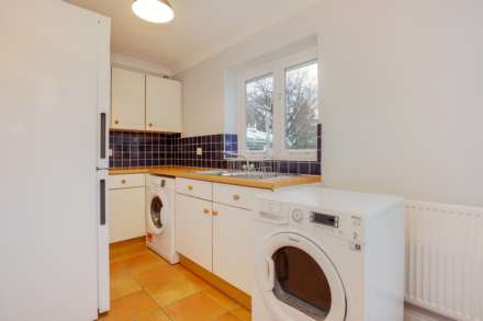 Mardy, Caversham Heights, Reading, Image 20