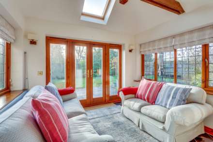 Soane End, Emmer Green, Image 14