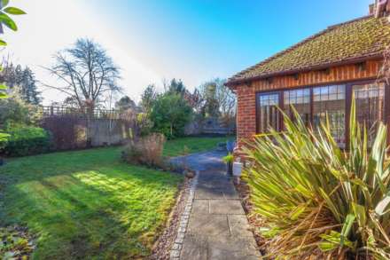 Soane End, Emmer Green, Image 30