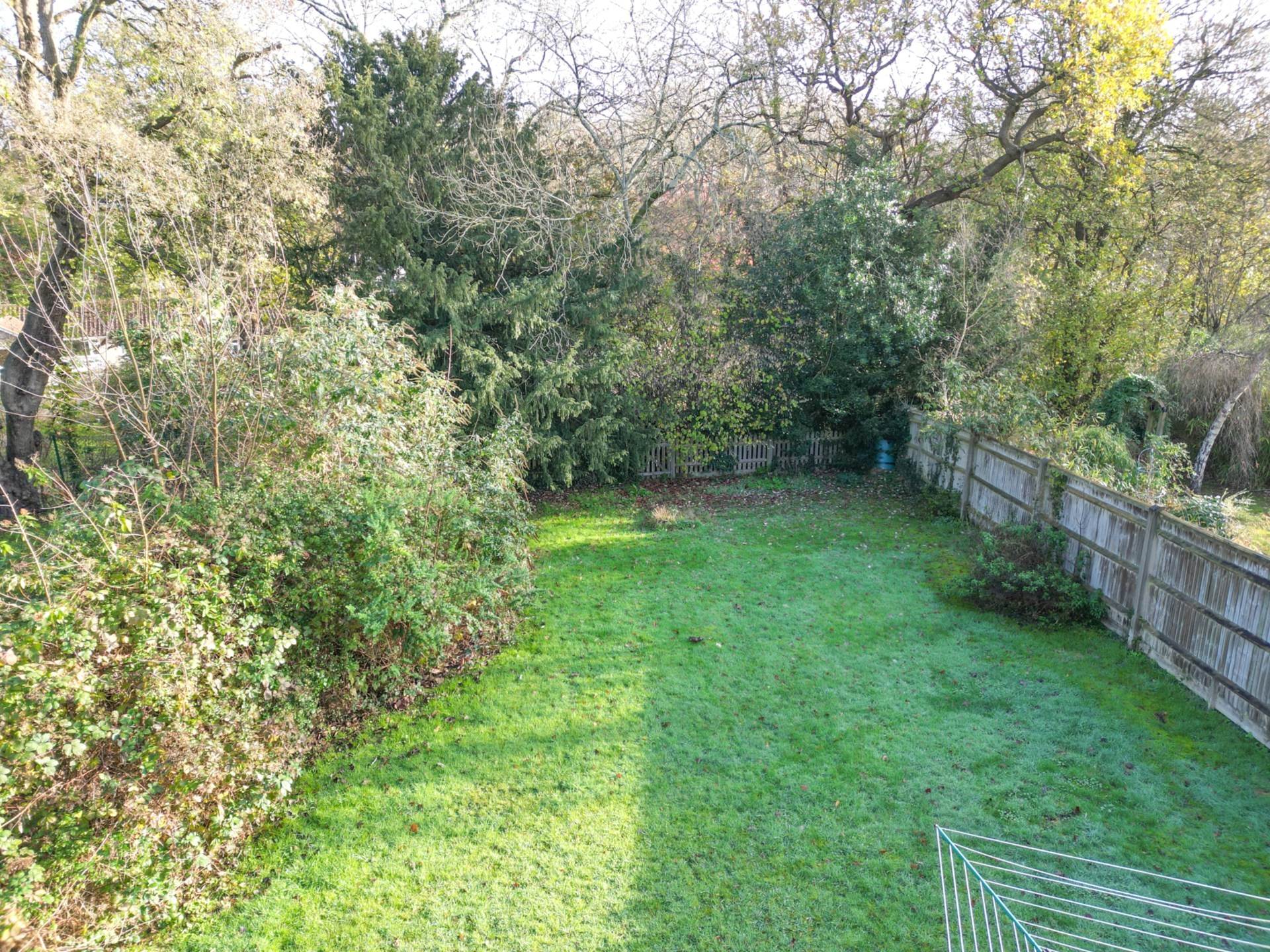 Graveney Drive, Caversham Heights, Image 21