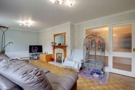 Graveney Drive, Caversham Heights, Image 13