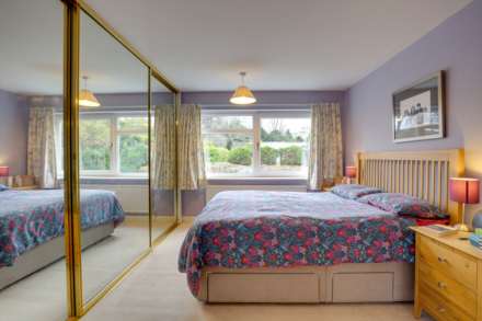 Graveney Drive, Caversham Heights, Image 16