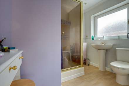 Graveney Drive, Caversham Heights, Image 17