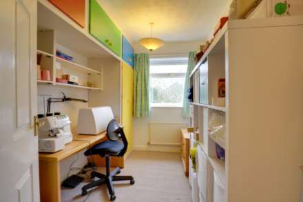 Graveney Drive, Caversham Heights, Image 20