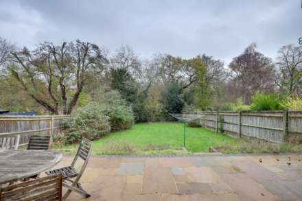 Graveney Drive, Caversham Heights, Image 23