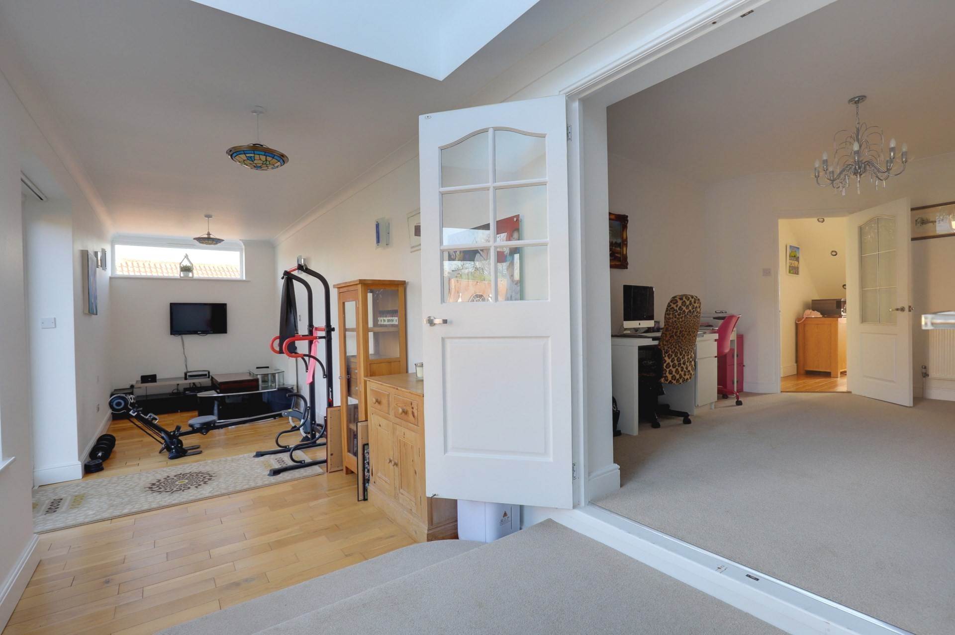 Henley Road, Caversham, Reading, Image 12