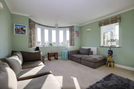 Henley Road, Caversham, Reading, Image 4