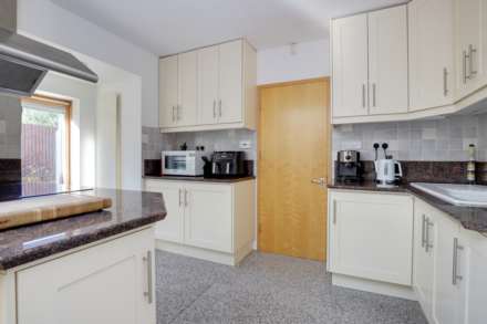 Henley Road, Caversham, Reading, Image 8