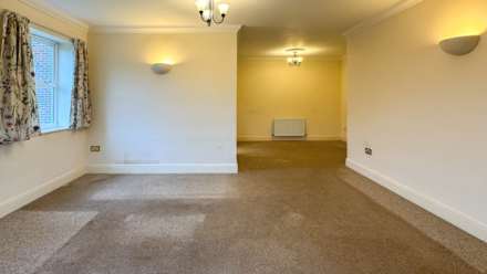 Abbotsmead, Caversham, Image 4