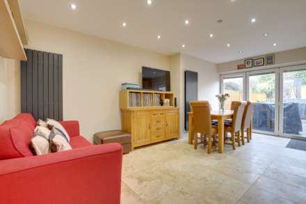 Fernbrook Road, Caversham Heights, Image 12
