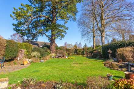 Upper Warren Avenue, Caversham Heights, Reading, Image 2