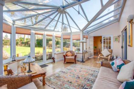 Upper Warren Avenue, Caversham Heights, Reading, Image 20
