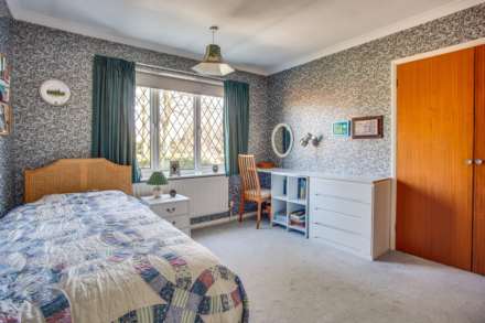 Upper Warren Avenue, Caversham Heights, Reading, Image 23