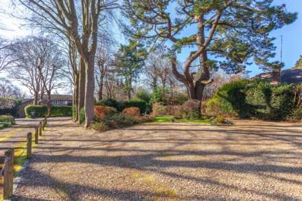 Upper Warren Avenue, Caversham Heights, Reading, Image 9