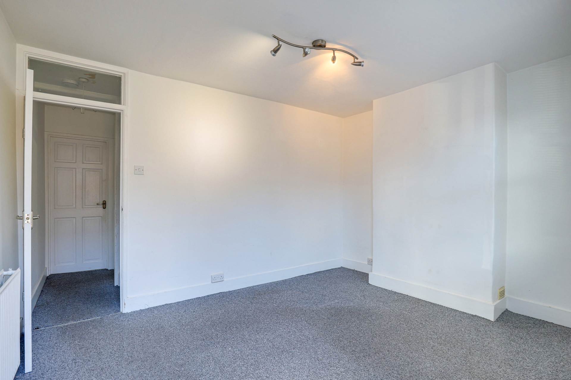 Westfield Road, Caversham, Image 5
