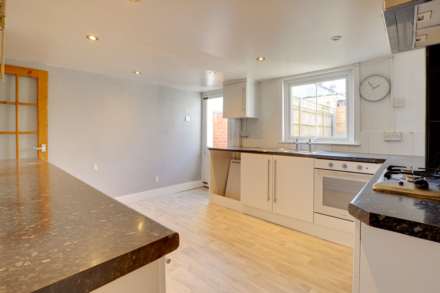 Westfield Road, Caversham, Image 8